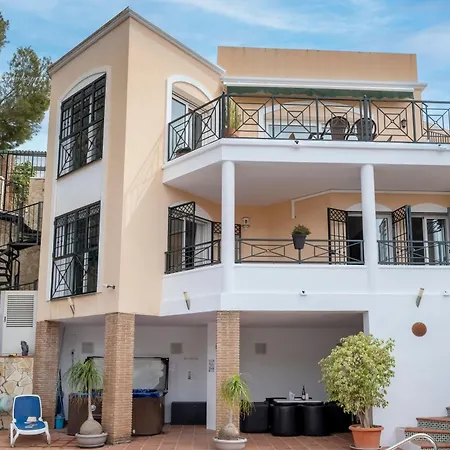 Villa Miramar Burriana 6 Pax Nerja